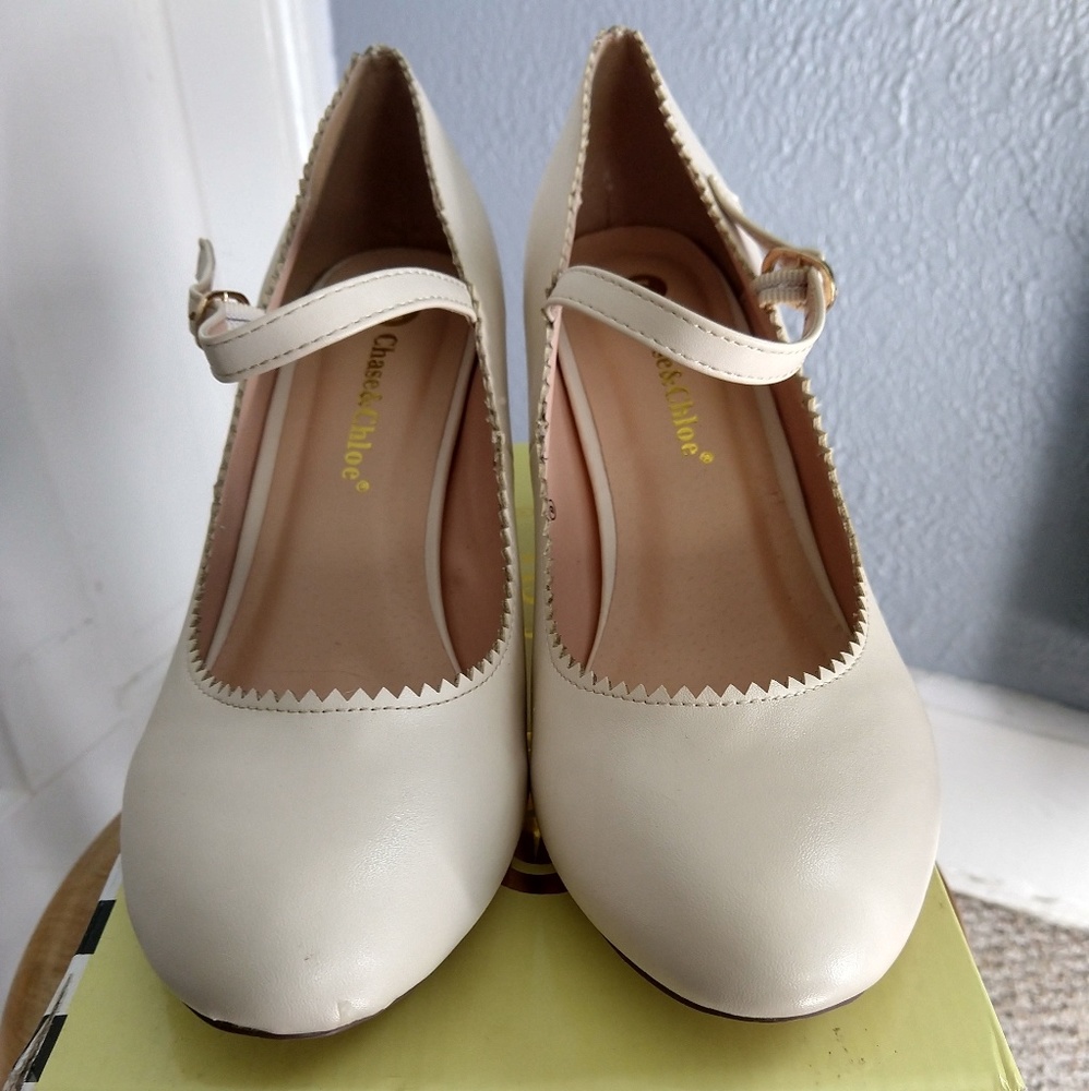 Cream Retro Pump Heels - Size 9